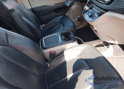 2022 Chrysler Pacifica Touring L Awd z USA, uszkodzony, nr VIN 2C4RC3BG8NR228030